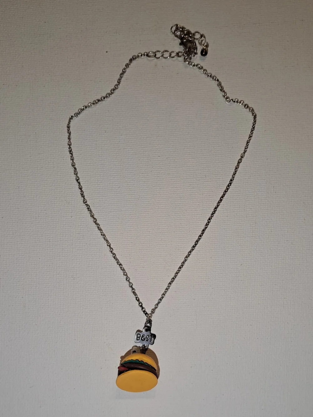 4/$15 🌻 Novelty Burger Pendant Necklace